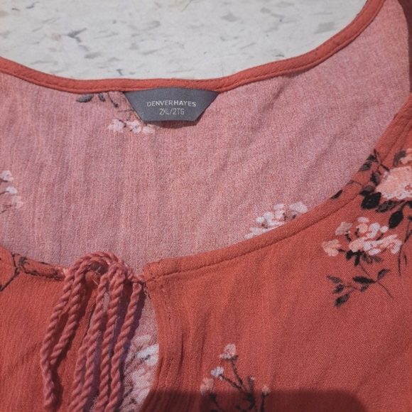 Denver Hayes | pink floral cute t shirt with front key hole tie up - Picture 12 of 14